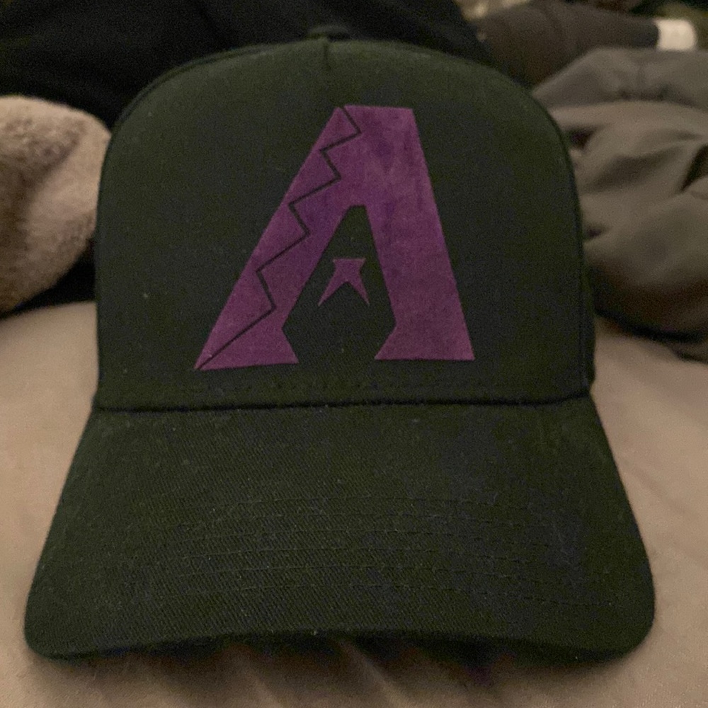 Old School Arizona Diamondbacks Dark Green Snap Back Hat.